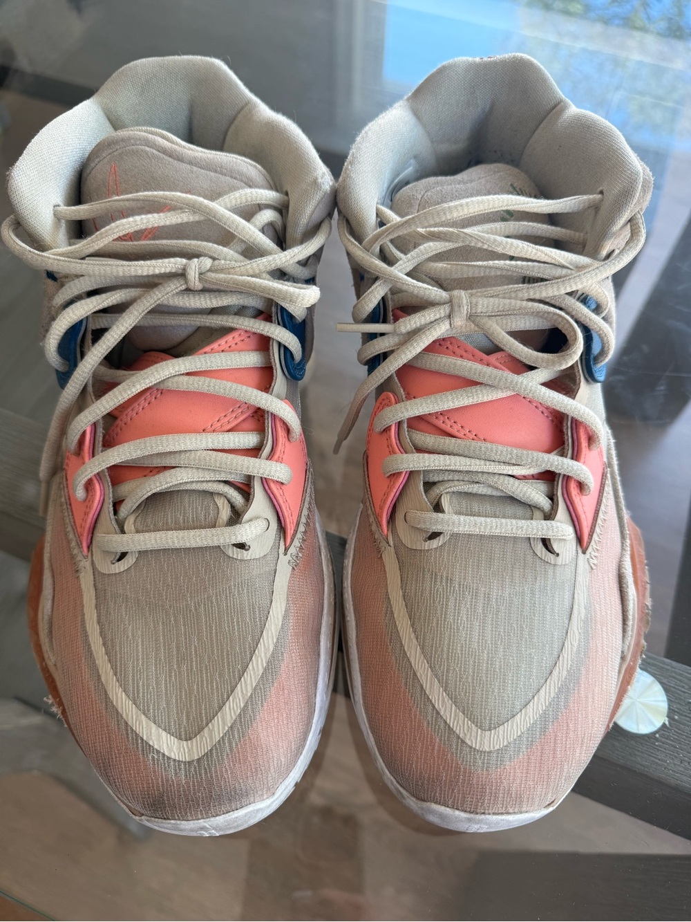 Nike Men's Kyrie Beige and Coral Athletic High-Tops